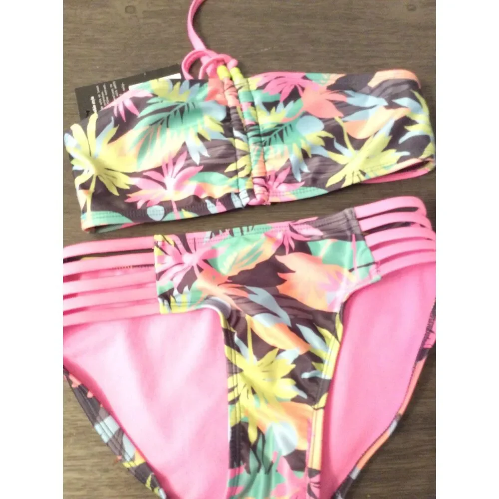 New Girls medium Size 8 Floral 2 Piece Swim Suit Extra Bottom